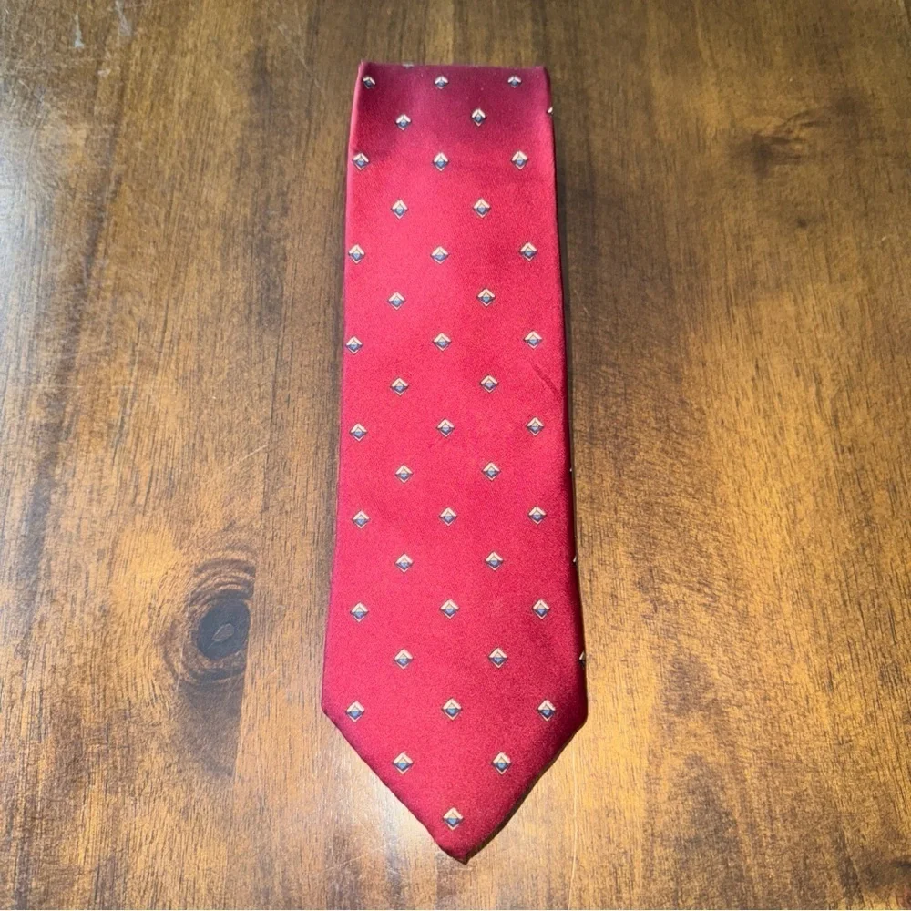 Vintage Prince Igor Neck Tie Burgundy Silk w Mini Diamond Pattern 3” W x 54” L